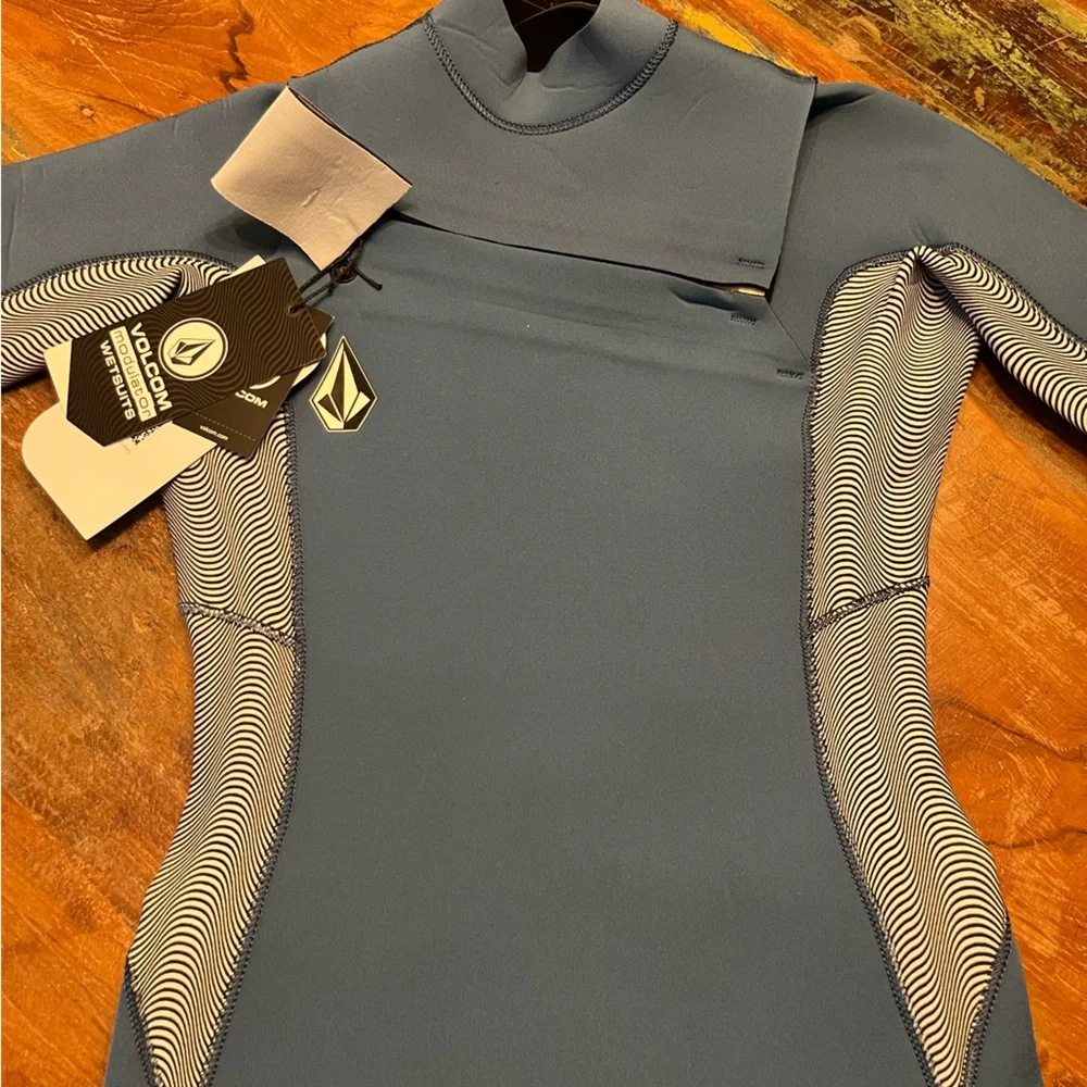 VOLCOM MODULATOR 2MM CHEST-ZIP YOUTH BOY'S S/S FULLSUIT WETSUIT